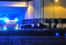 Linköping: Bilbrand i Hackefors