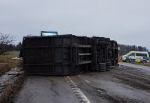 Linköping: Vält lastbilssläp stoppade trafiken på gamla E4