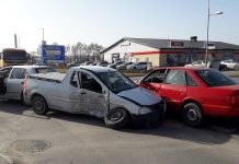 Linköping: Tre bilar i krock på Tornby