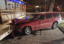Linköping: Försökte smita från polisen – kraschade