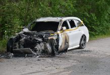 Linköping: Bilbrand vid Kärna vårdcentral