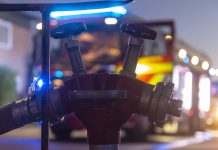 Kolonistugor brann i Tomteboda – polisen utreder mordbrand