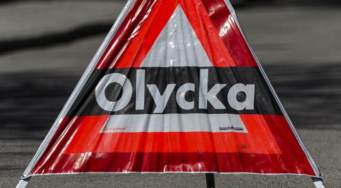 Två bilar i krock på Kallerstadsleden