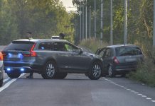 Linköping: Bilist somnade och krockade