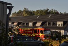 Brand i radhuslänga i Ekholmen