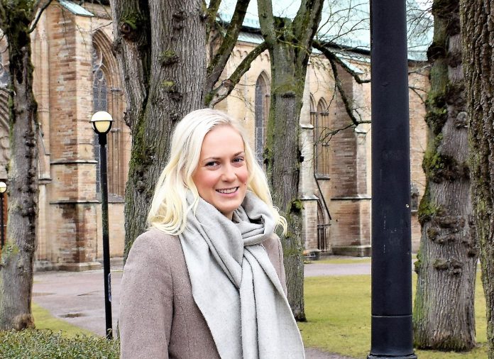 Kommunalrådet Annika Krutzén vill ha ett ökat stöd till Novahuset. Foto: Tommy Pettersson