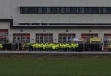 Blåljuspersonal hyllade avliden kollega