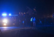 Lastbil och personbil i krock på riksväg 23/34