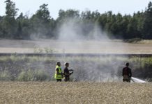 Brand nära järnvägsspåret i Gistad