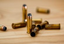 Laddat vapen undersöktes