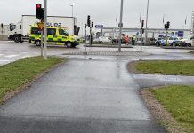 Lastbil med coronasmittat avfall i krock