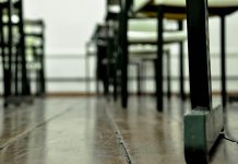Skolan fortsatt öppen trots pandemi