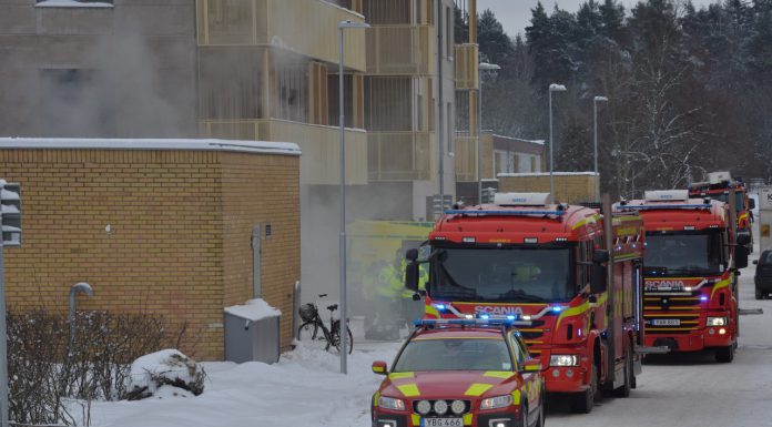 Lägenhetsbrand på Rydsvägen