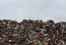 Plastförpackningar i restavfallet kan bli dyrt för svenskarna