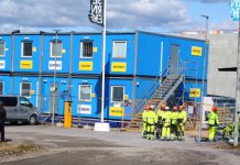 Massiv myndighetsinsats vid simhallsbygge
