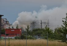 Kraftig rökutveckling vid brand på återvinningsföretag