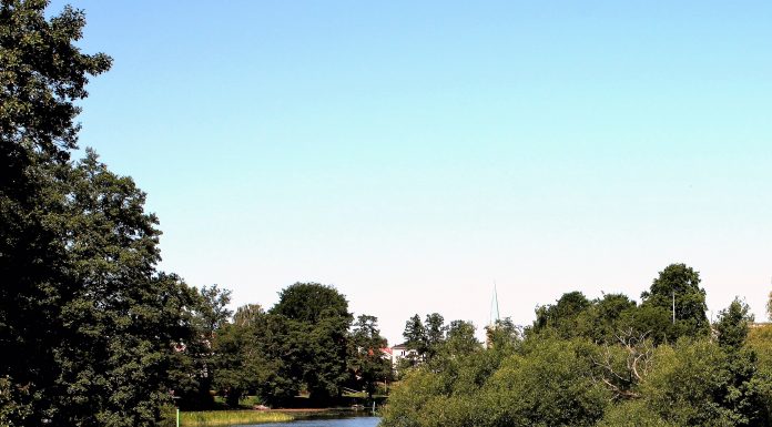 Risk för vattenbrist i grundvatten och vattendrag i Östergötland