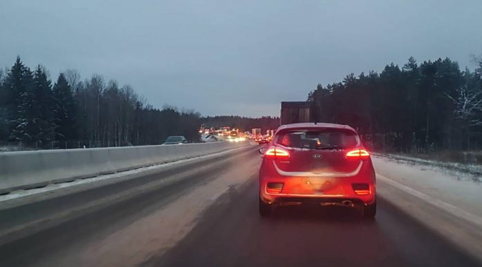 Långa köer efter olycka vid Norsholmsbron