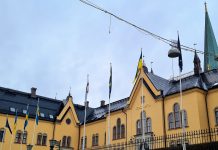 Linköpings kommun hissade Ukrainas flagga bredvid den Svenska flaggan