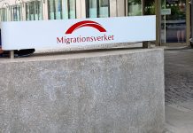 Flyktingar deltar oftare i sfi