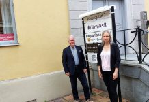Moderaternas vallöfte – Bryta ensamheten och skapa en trygg ålderdom