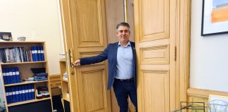 Moderaterna samlar Sverigedemokraterna, Kristdemokraterna och Liberalerna i valteknisk samverkan i opposition