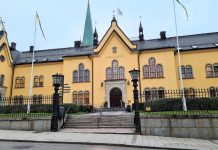 Moderaterna presenterar sin laguppställning