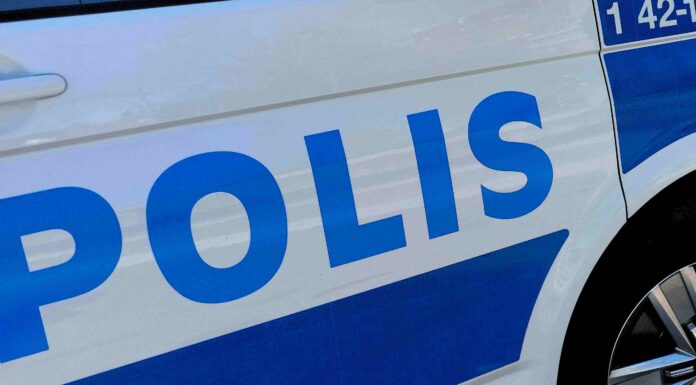 BLÅLJUS: Stöld i en nattöppen butik