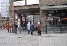 Anlagd brand på Ågatan och sidokrock i Bankekind